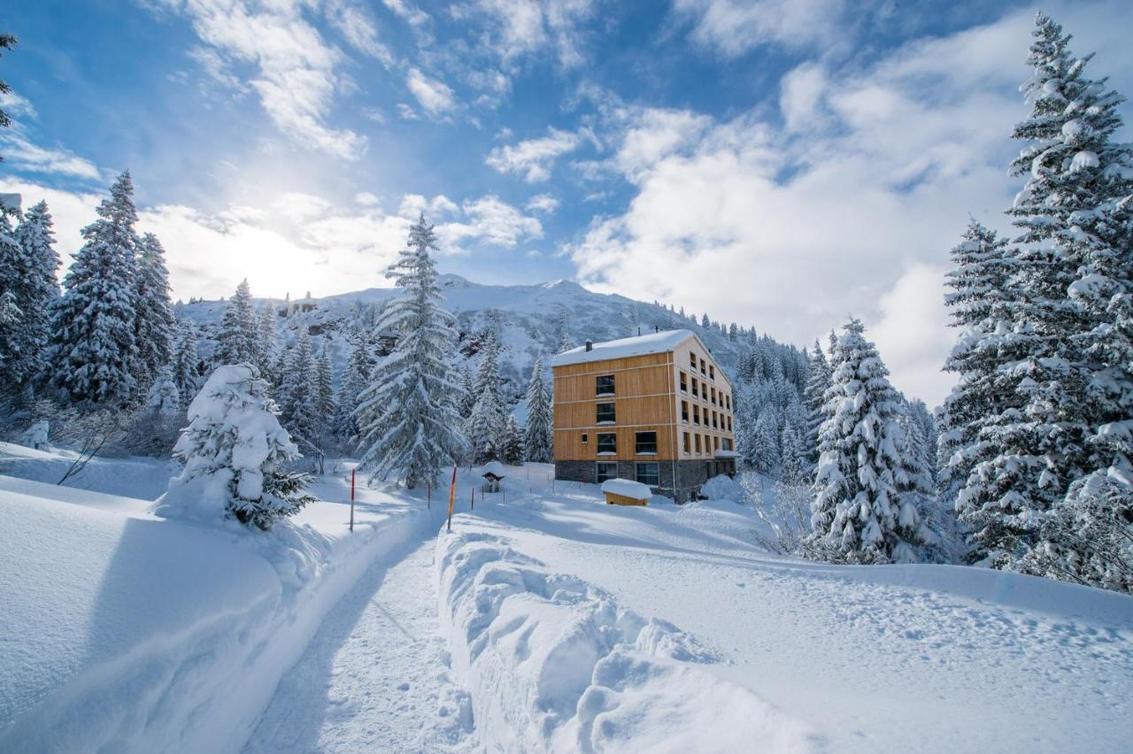Berghotel Mettmen Schwanden  Екстер'єр фото