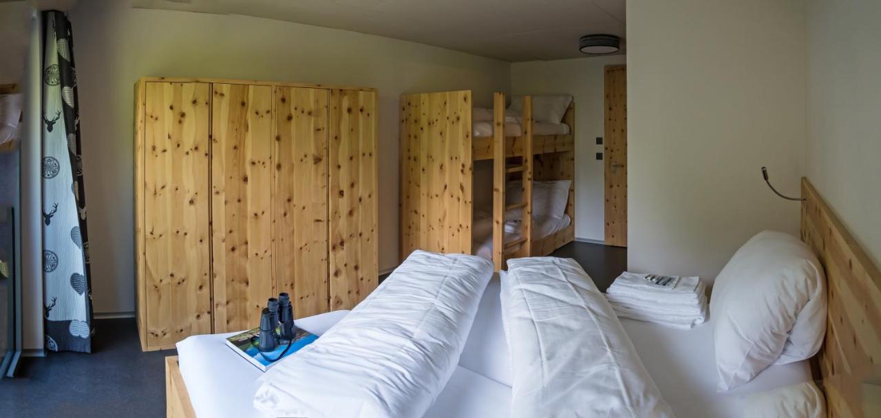 Berghotel Mettmen Schwanden  Екстер'єр фото