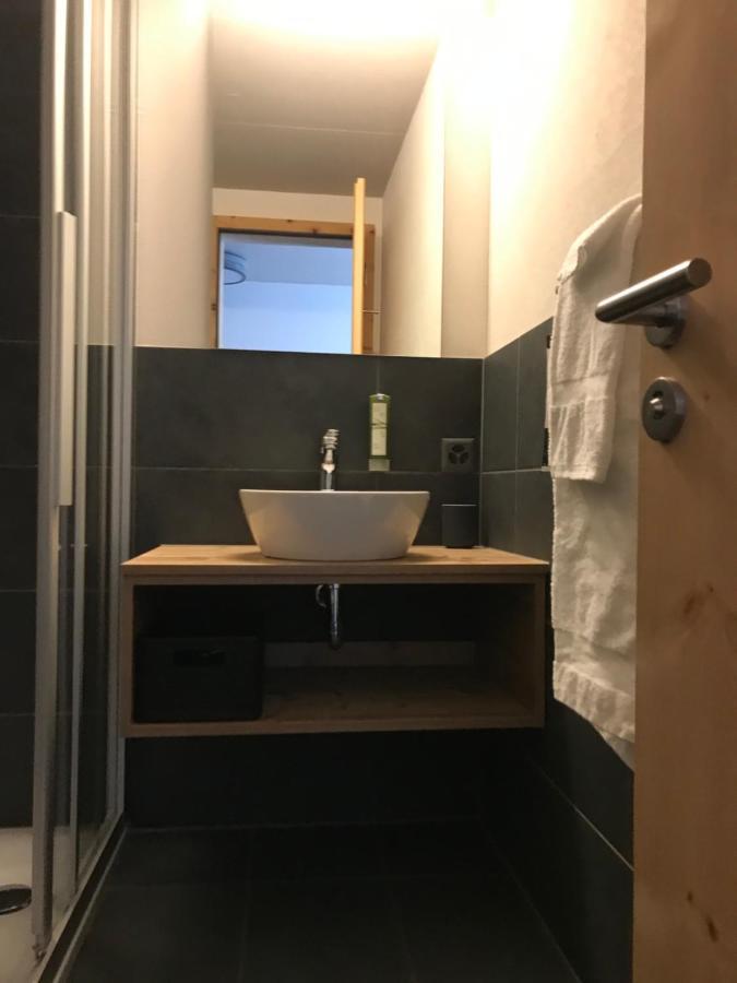Berghotel Mettmen Schwanden  Екстер'єр фото