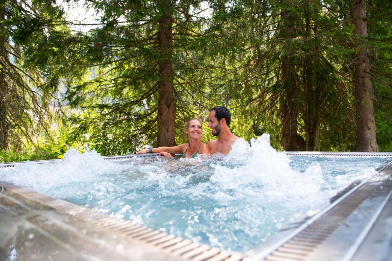 Berghotel Mettmen Schwanden  Екстер'єр фото