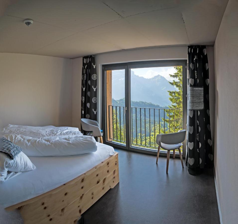Berghotel Mettmen Schwanden  Екстер'єр фото