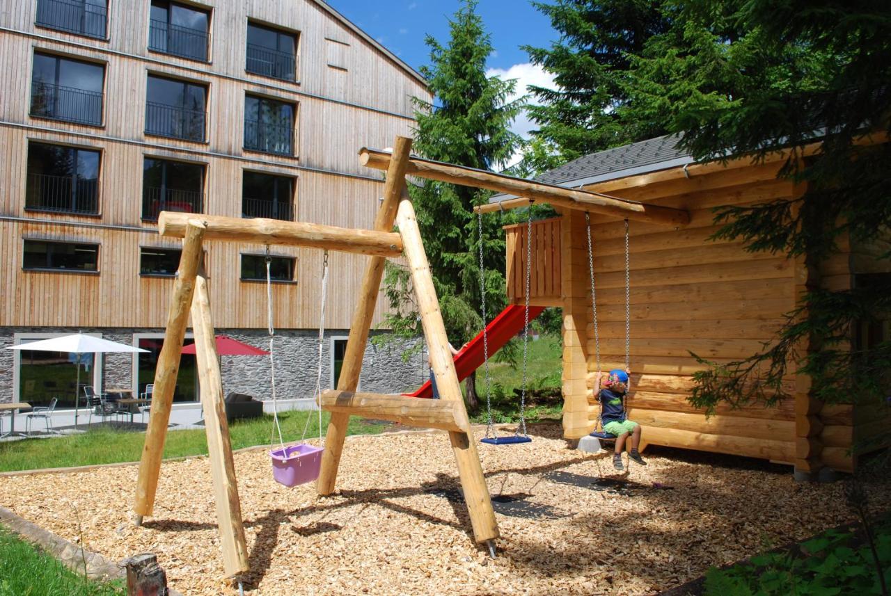 Berghotel Mettmen Schwanden  Екстер'єр фото